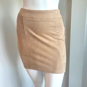 Bebe faux suede tan skirt